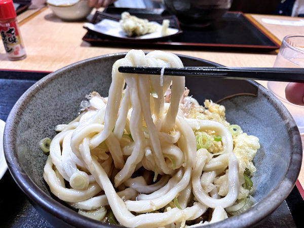 饂飩リフト.JPG