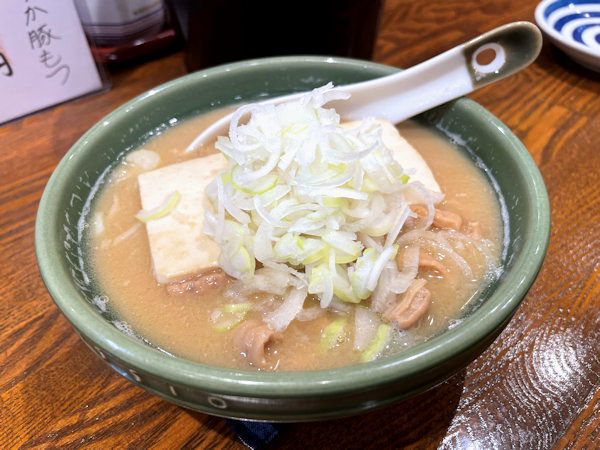 もつ煮込みの全容.JPG