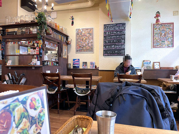 スルエシーの店内.JPG