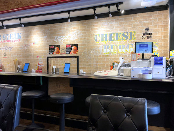 Snoop Buegerの店内.JPG