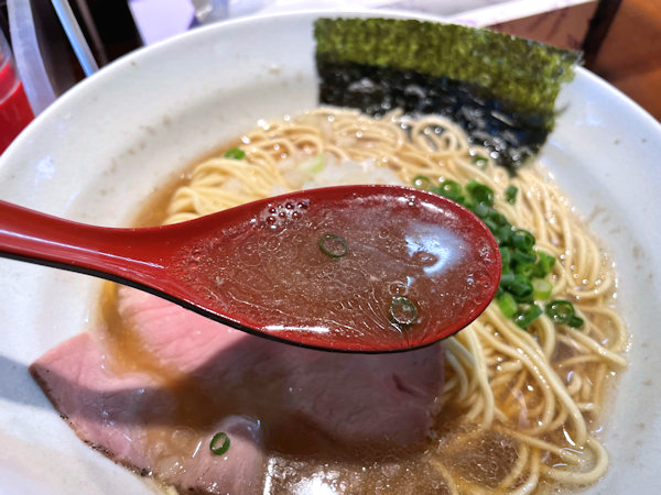 煮干そばのスープ.JPG