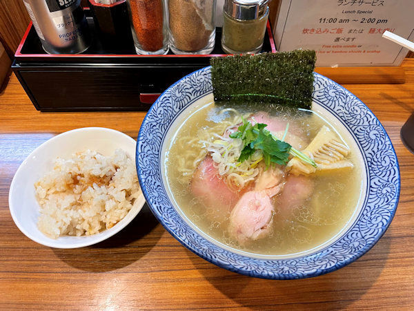 淡麗そばの全容.JPG