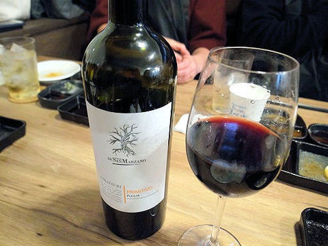 イタリアの赤ワイン.JPG