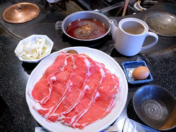 国産牛ロースすき焼き定食.JPG