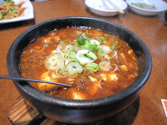 石鍋四川麻婆豆腐.jpg