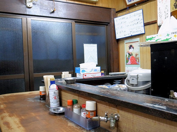 岩金の店内.jpg