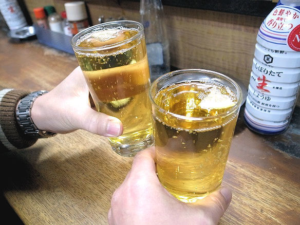岩金で乾杯.jpg