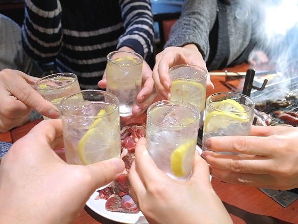 小城で乾杯.jpg