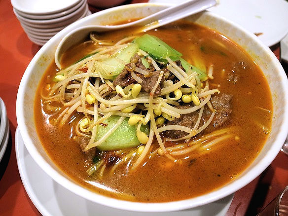 麻辣牛肉刀削麺.jpg