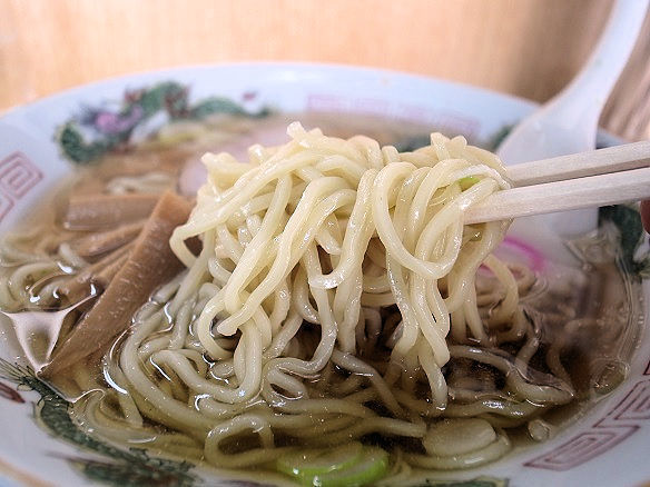 ラーメンの麺.jpg