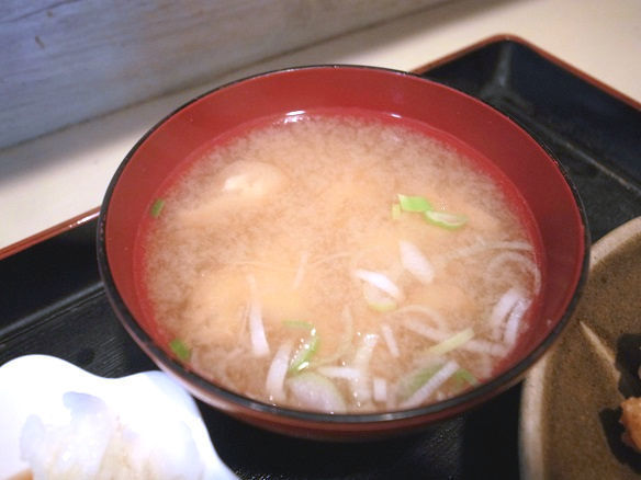 定食のお味噌汁.JPG