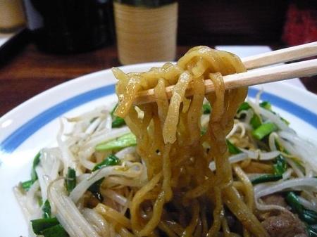 焼きそばの麺のアップ.jpg