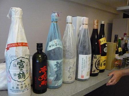 芋屋羅流ェ門のお酒達.jpg