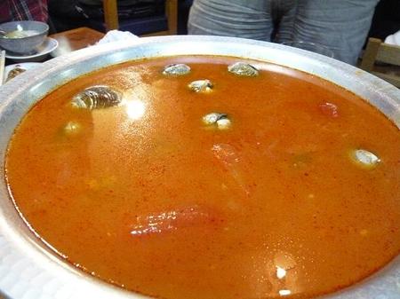 スープの中のハマグリ.jpg